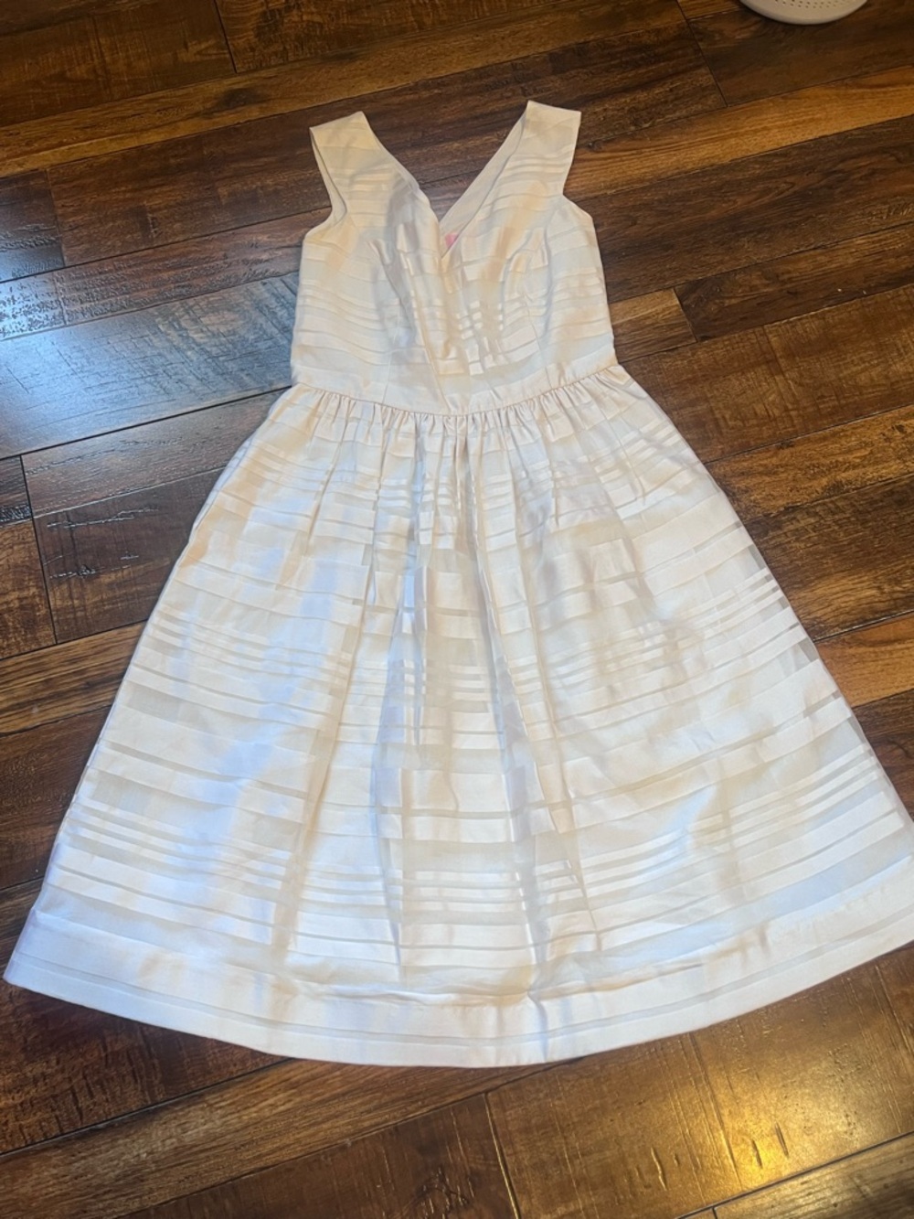 Lilly Pulitzer White Sleeveless Pleated Formal Dress